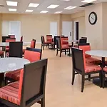 Quality Inn & Suites Airport