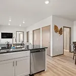 Very New 2 Bed 2 Bath Near Dt And Perry District
