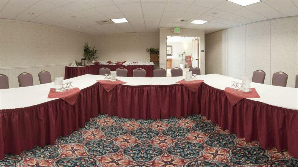 Hotel Express Airport By Ihg Spokane