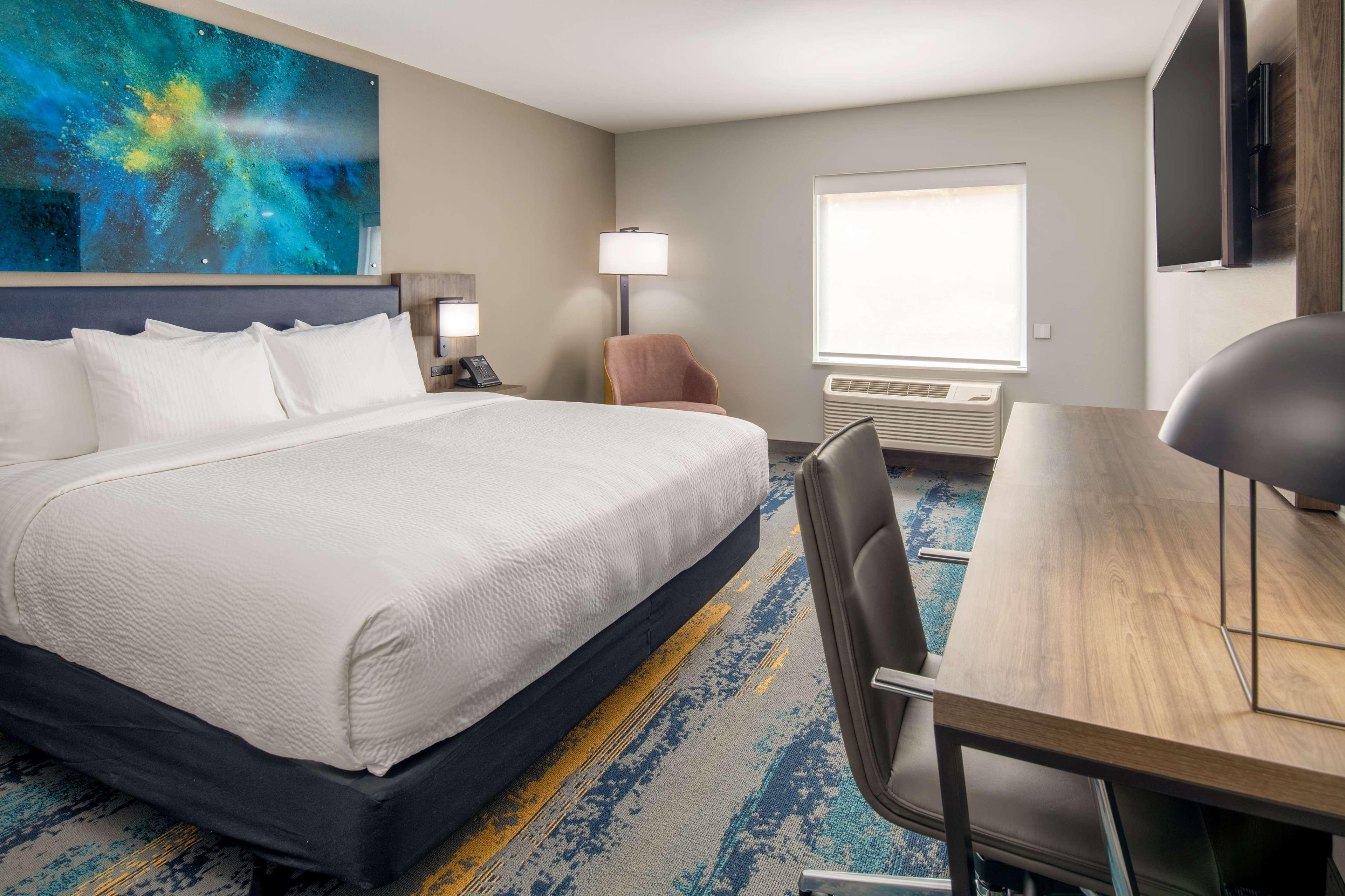 La Quinta & By Wyndham Downtown Spokane