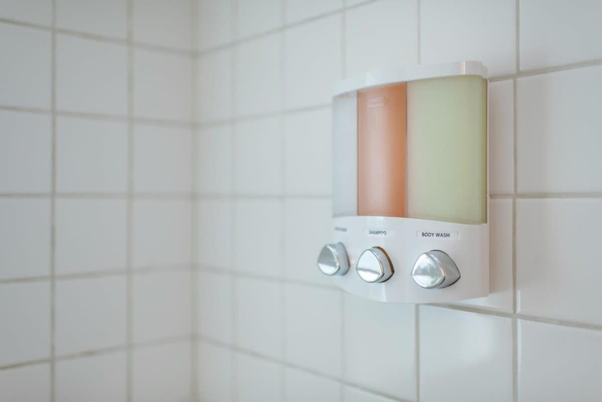 Light Bright Stylish Private - Whitworth *