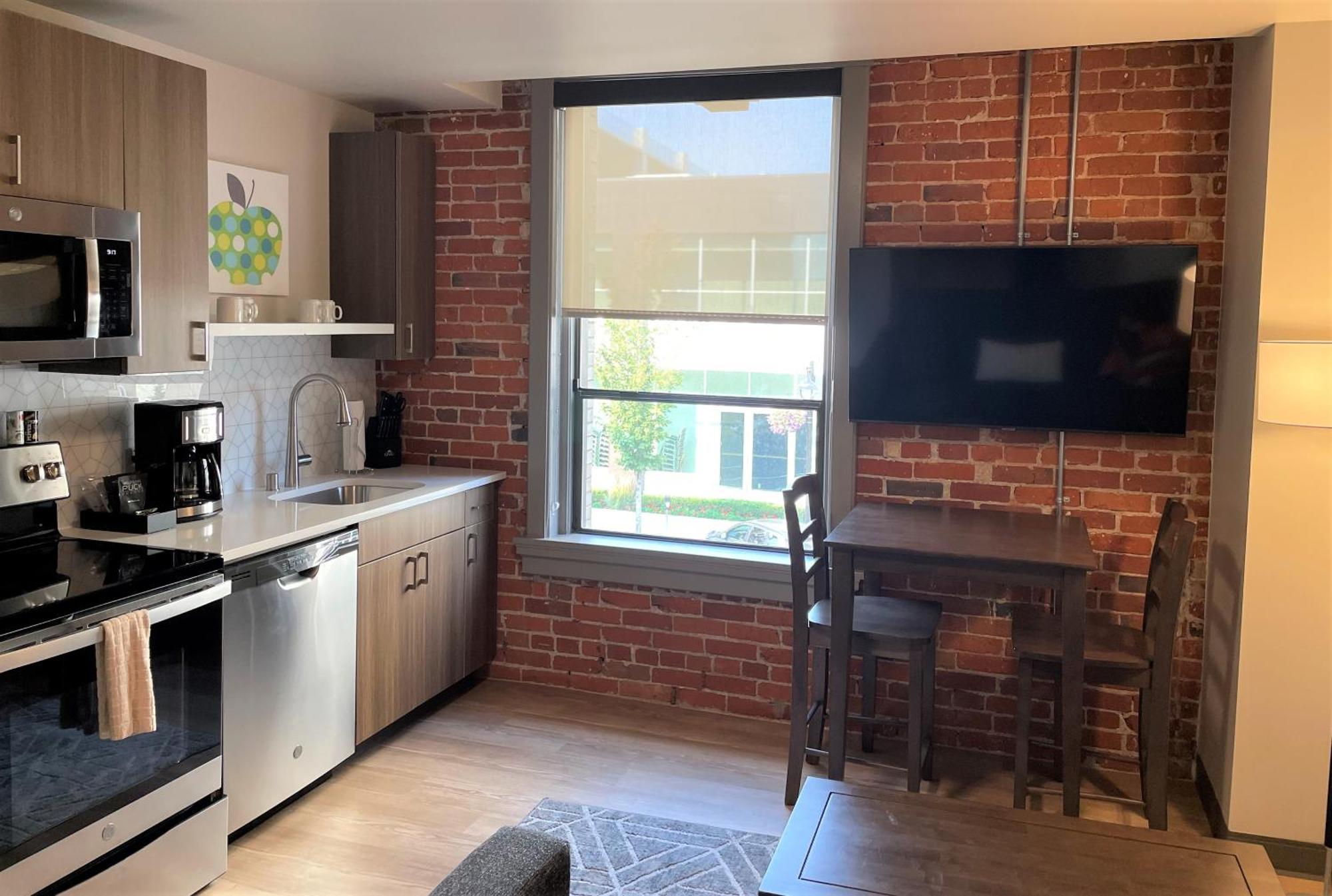 Riverfront Park Travel Apartment *