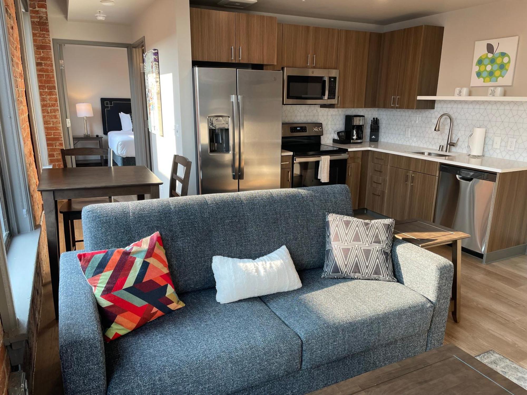 Riverfront Park Travel Apartment *