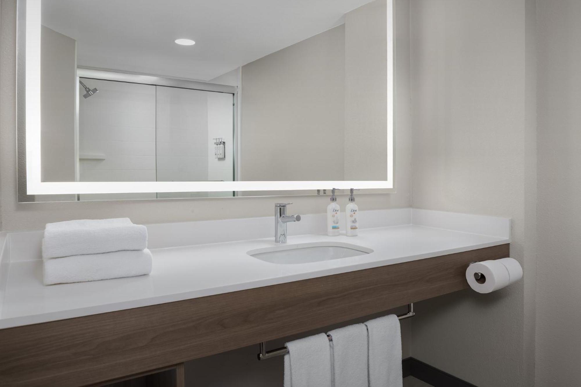 Hotel Express Airport By Ihg Spokane