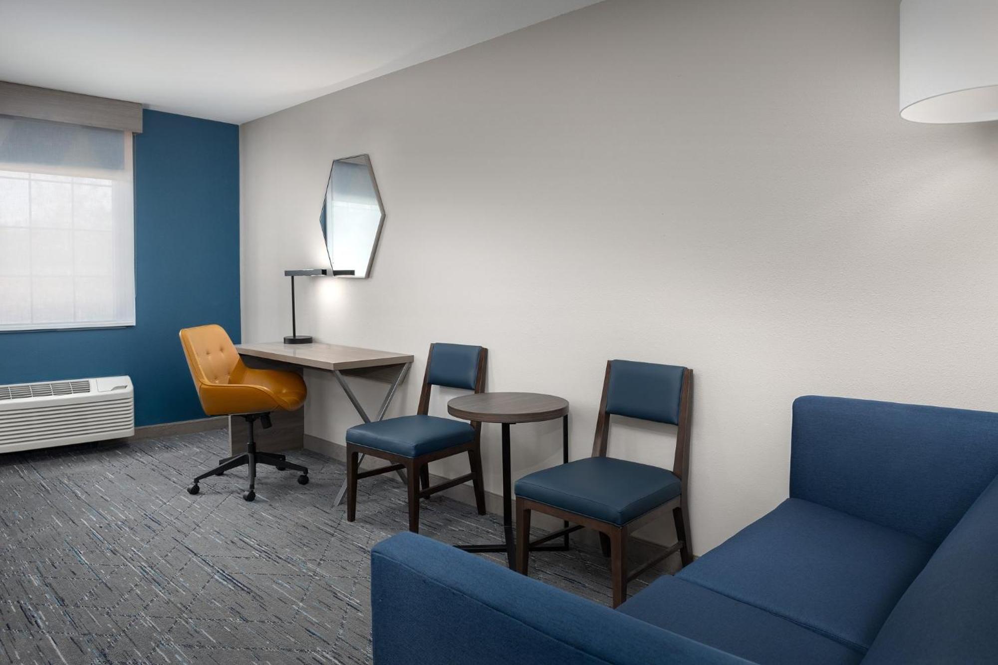 Express Airport By Ihg