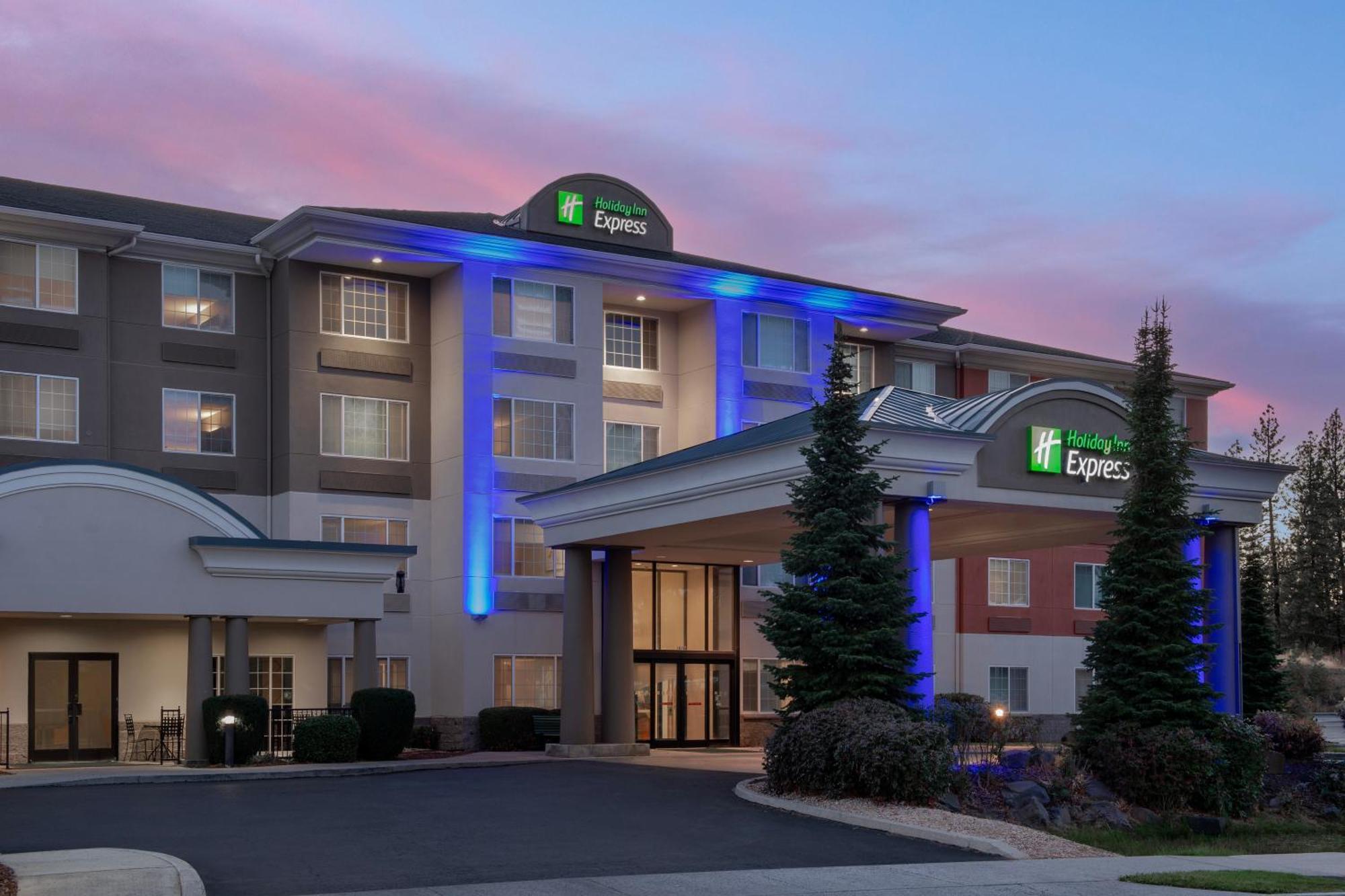 Hotel Express Airport By Ihg