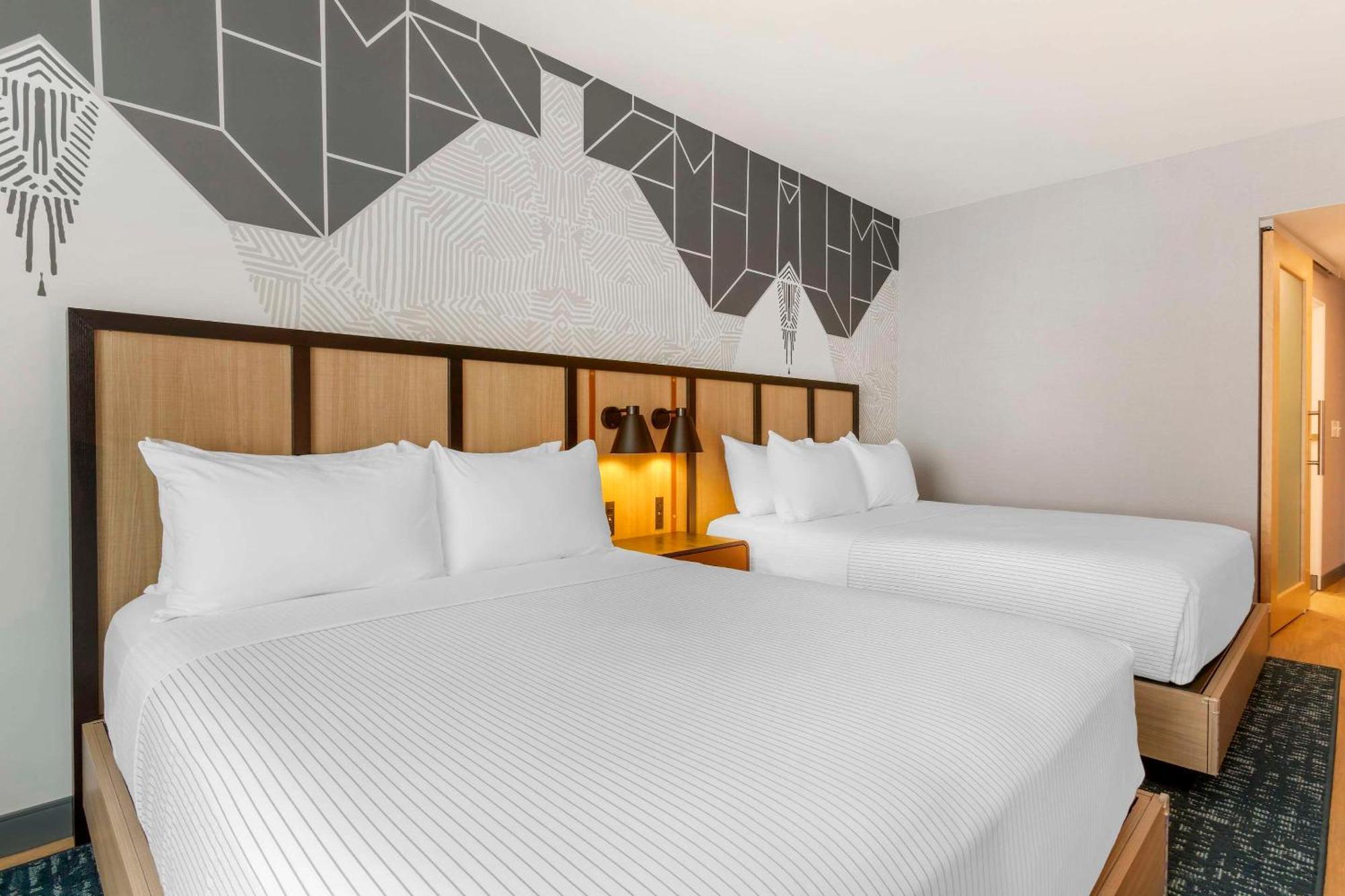 Hotel Cambria Spokane Airport 4*