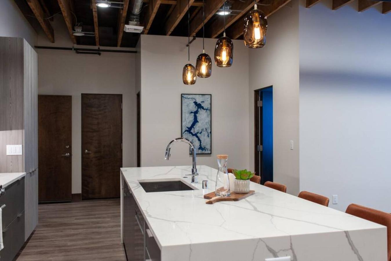 Apartment Walkable Downtown Loft With King Bed & Self Check In Spokane