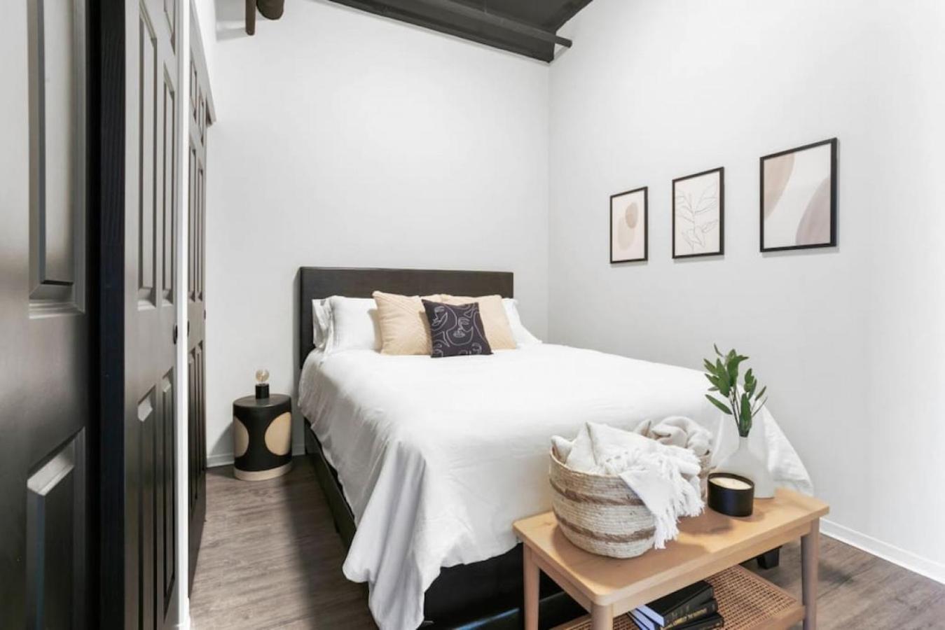 Spacious Modern Loft With Downtown Views And Wifi