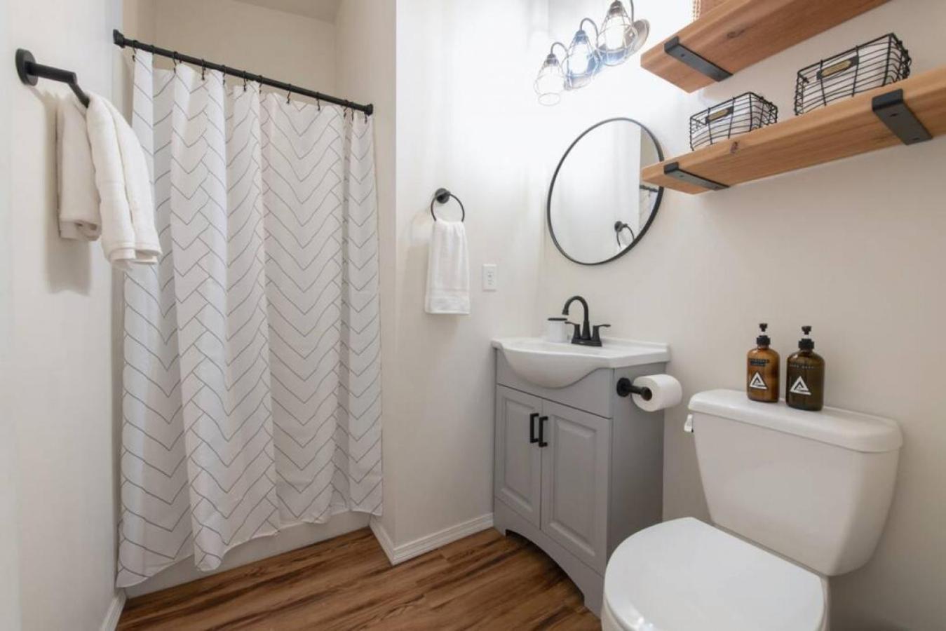 U-district Loft Near Gu W Self Check-in And Wifi Spokane