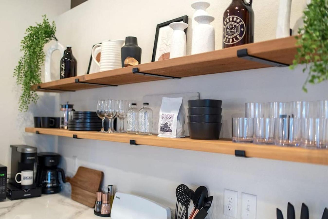 Apartment U-district Loft Near Gu W Self Check-in And Wifi *