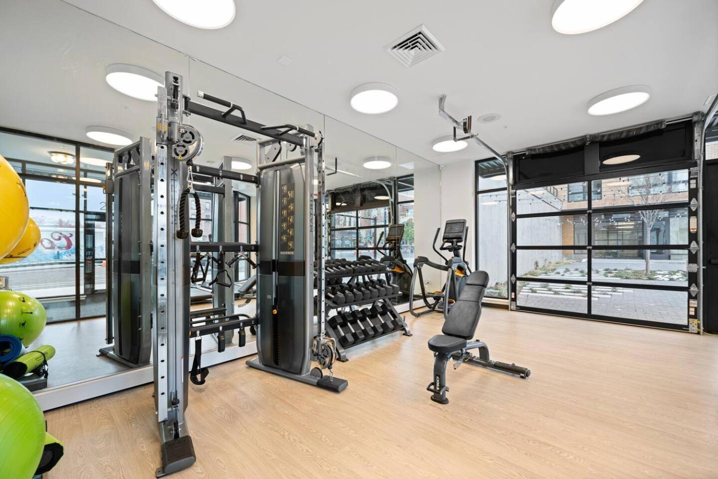 Convenient 2bd2ba In Museumofartsdowntown-gym Apartment Spokane