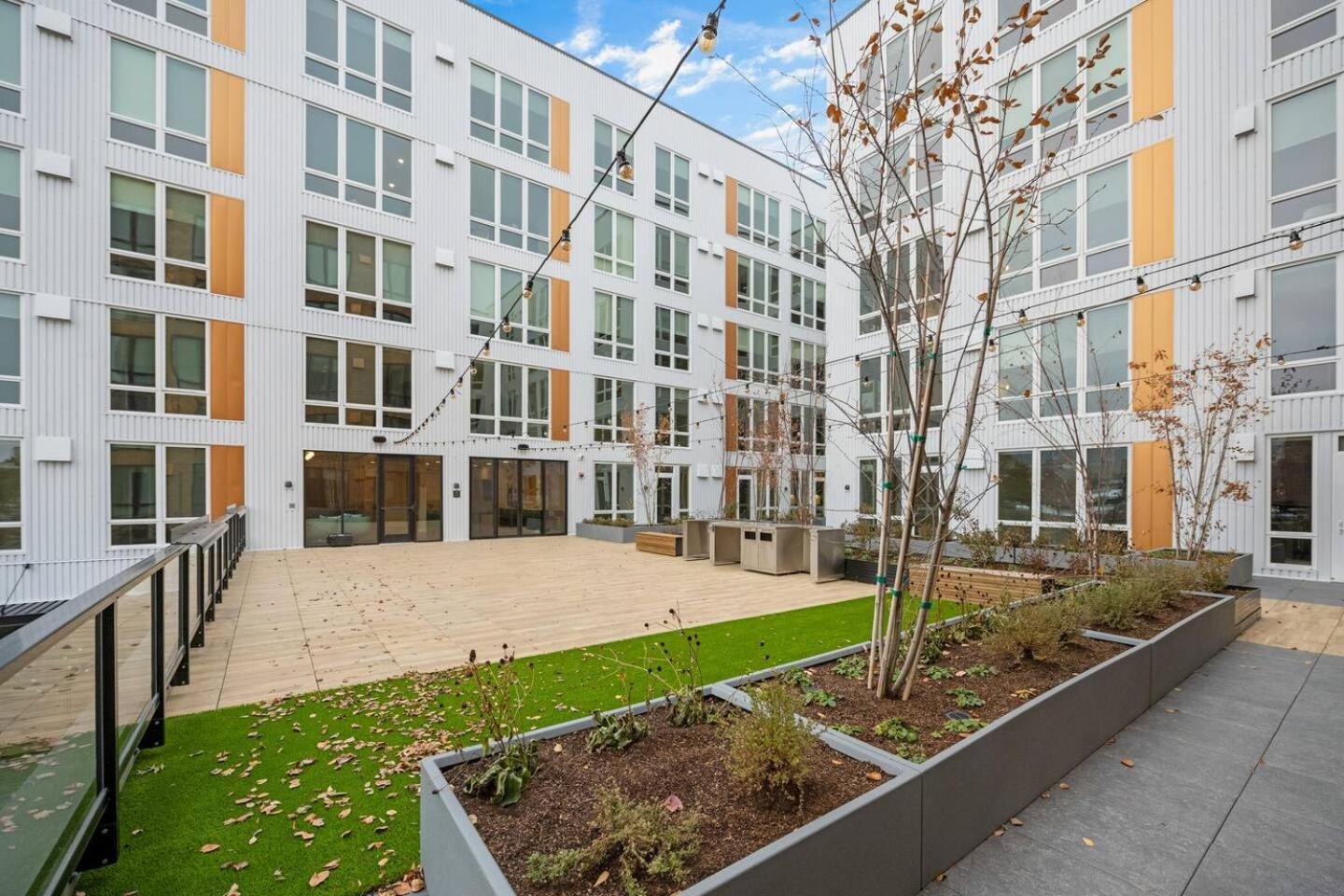 Convenient 2bd2ba In Museumofartsdowntown-gym Apartment Spokane