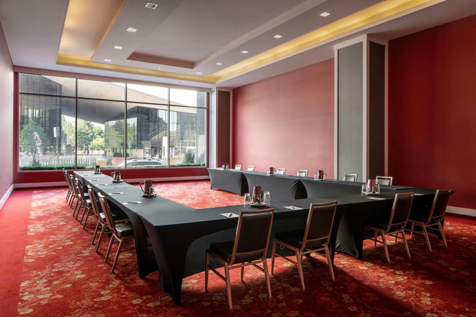 The Davenport Grand, Autograph Collection Hotel 4*