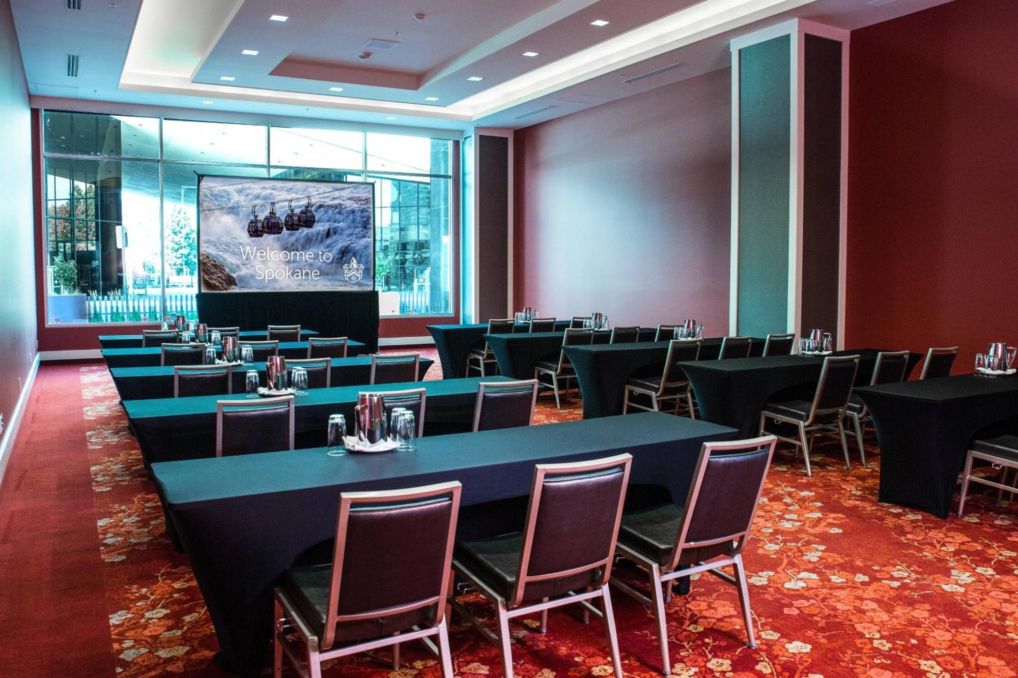 The Davenport Grand, Autograph Collection 4*