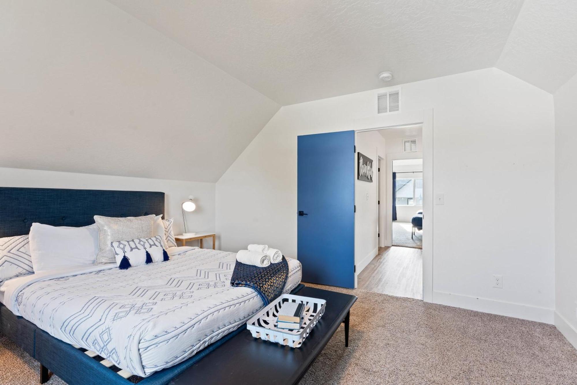 Holiday home Big House Mins To Dt Big Groups Well Stocked Spokane