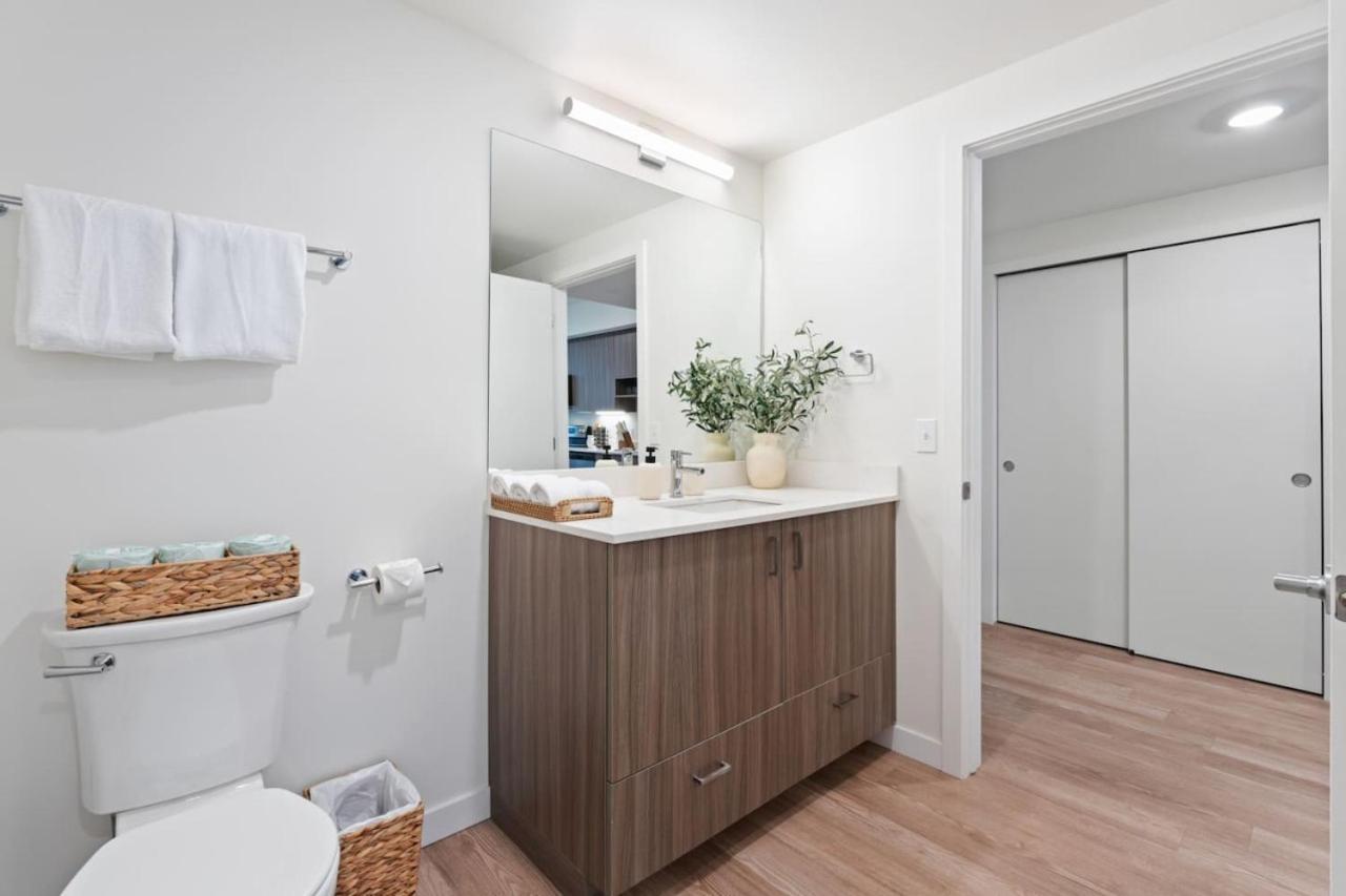 1 Bed Close By Shops Apartment