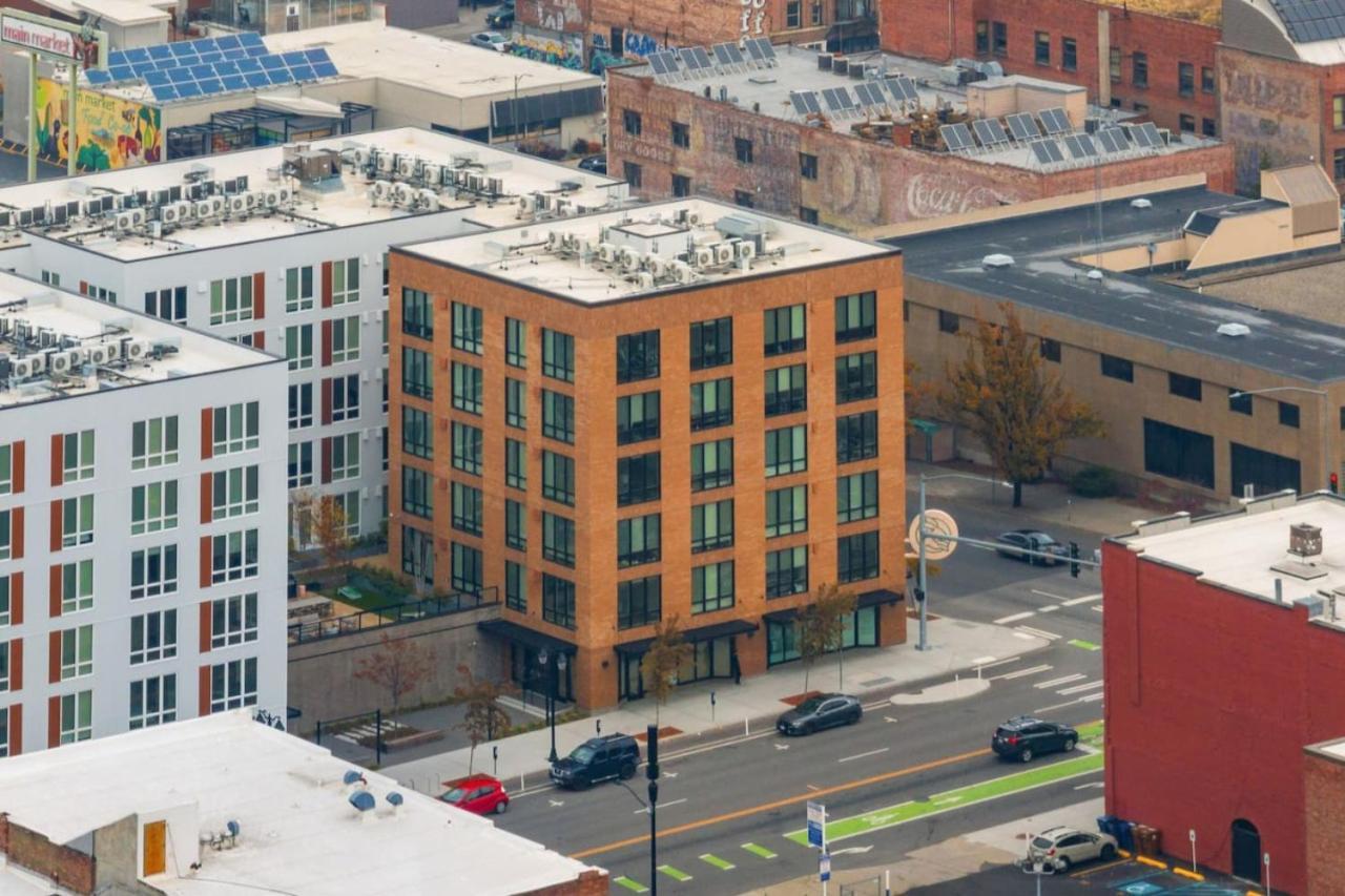 1 Bed Close By Shops Apartment Spokane