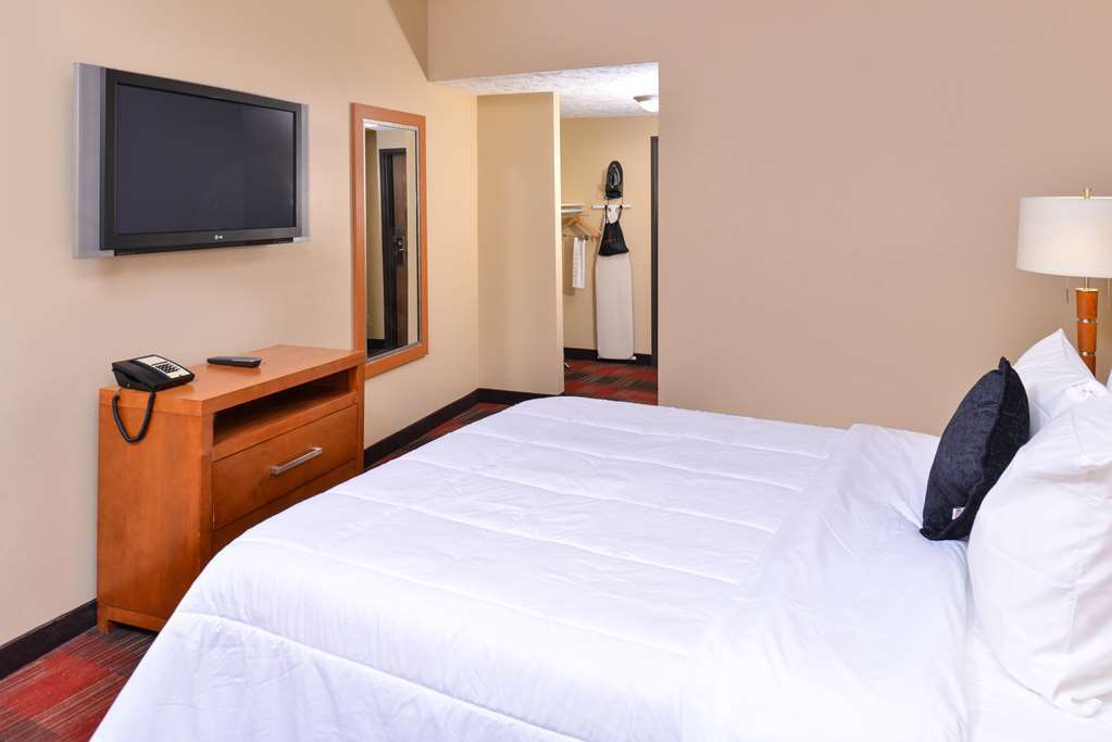 Quality & Airport Hotel