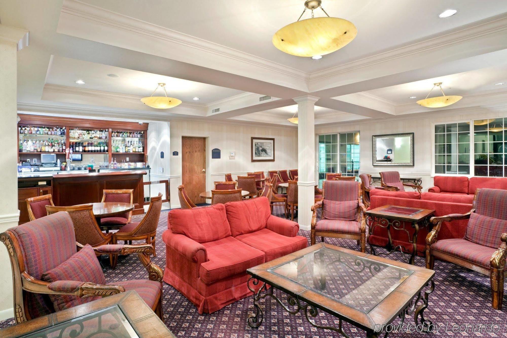 Express Airport By Ihg Hotel Spokane