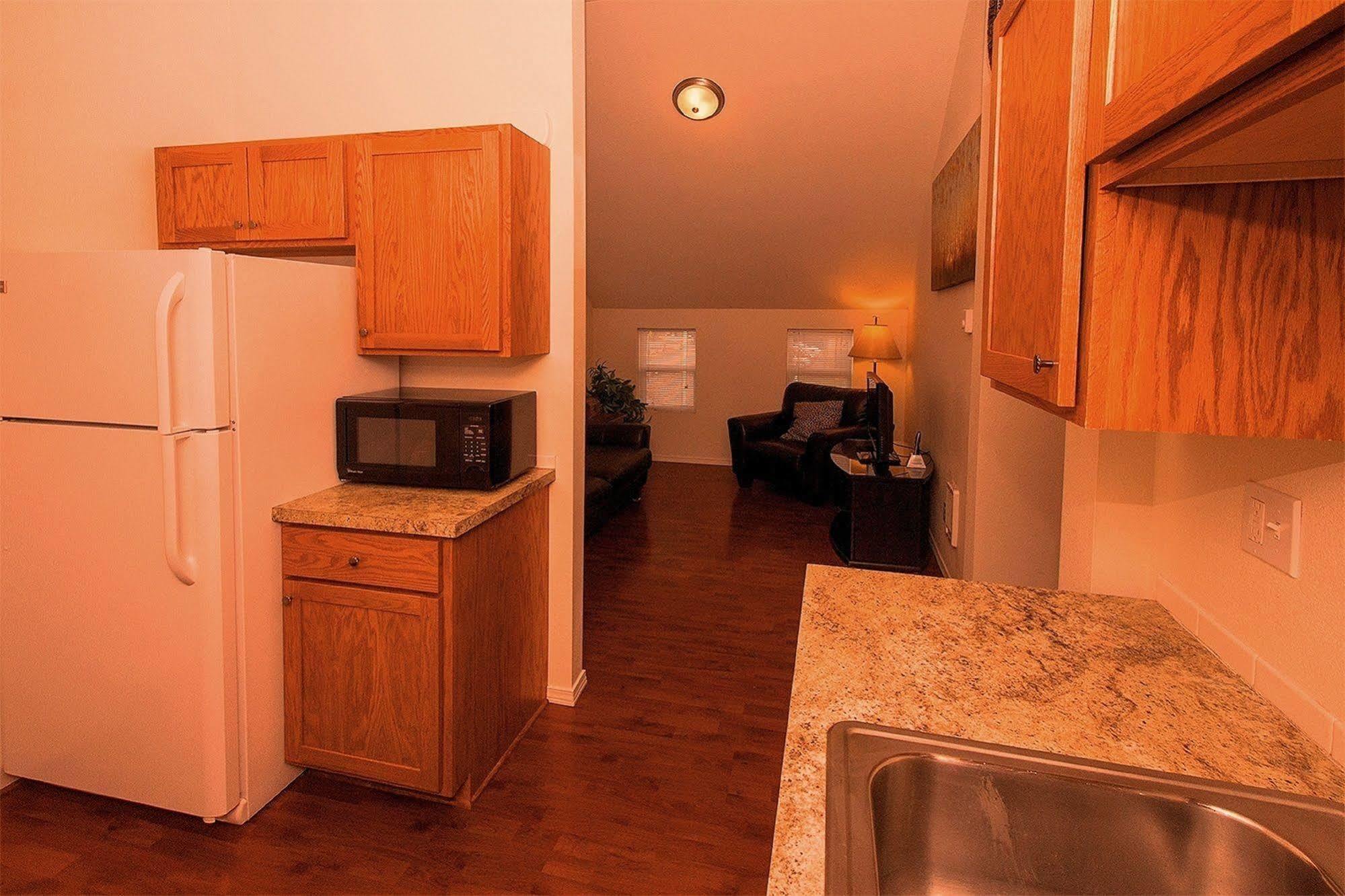 Apartment Maple Leaf Manor Suites Spokane