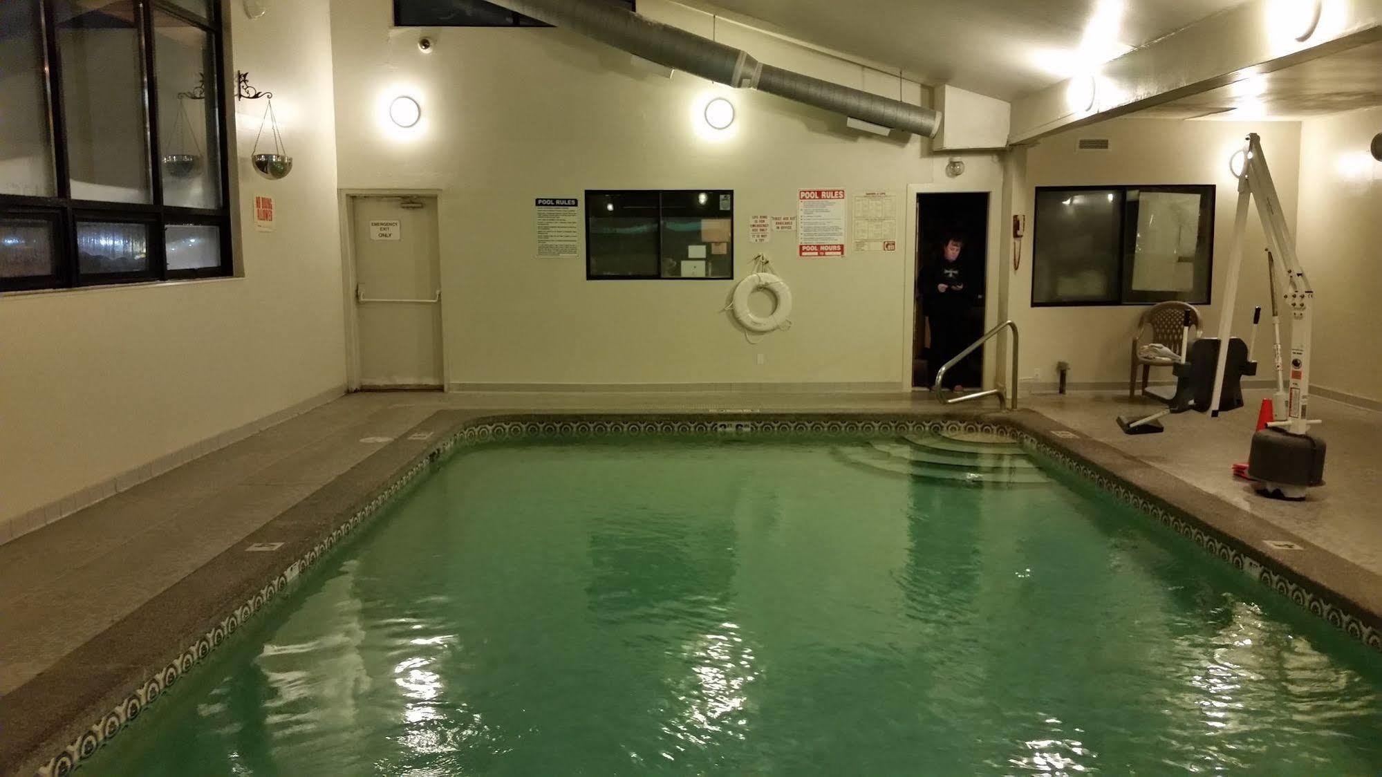 Hotel Days & By Wyndham Spokane