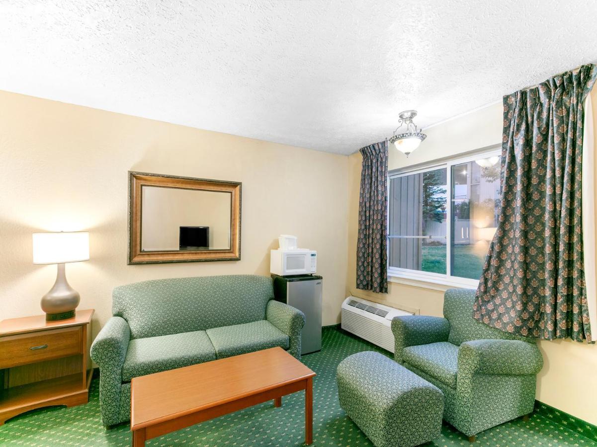 Oyo North Hotel Spokane