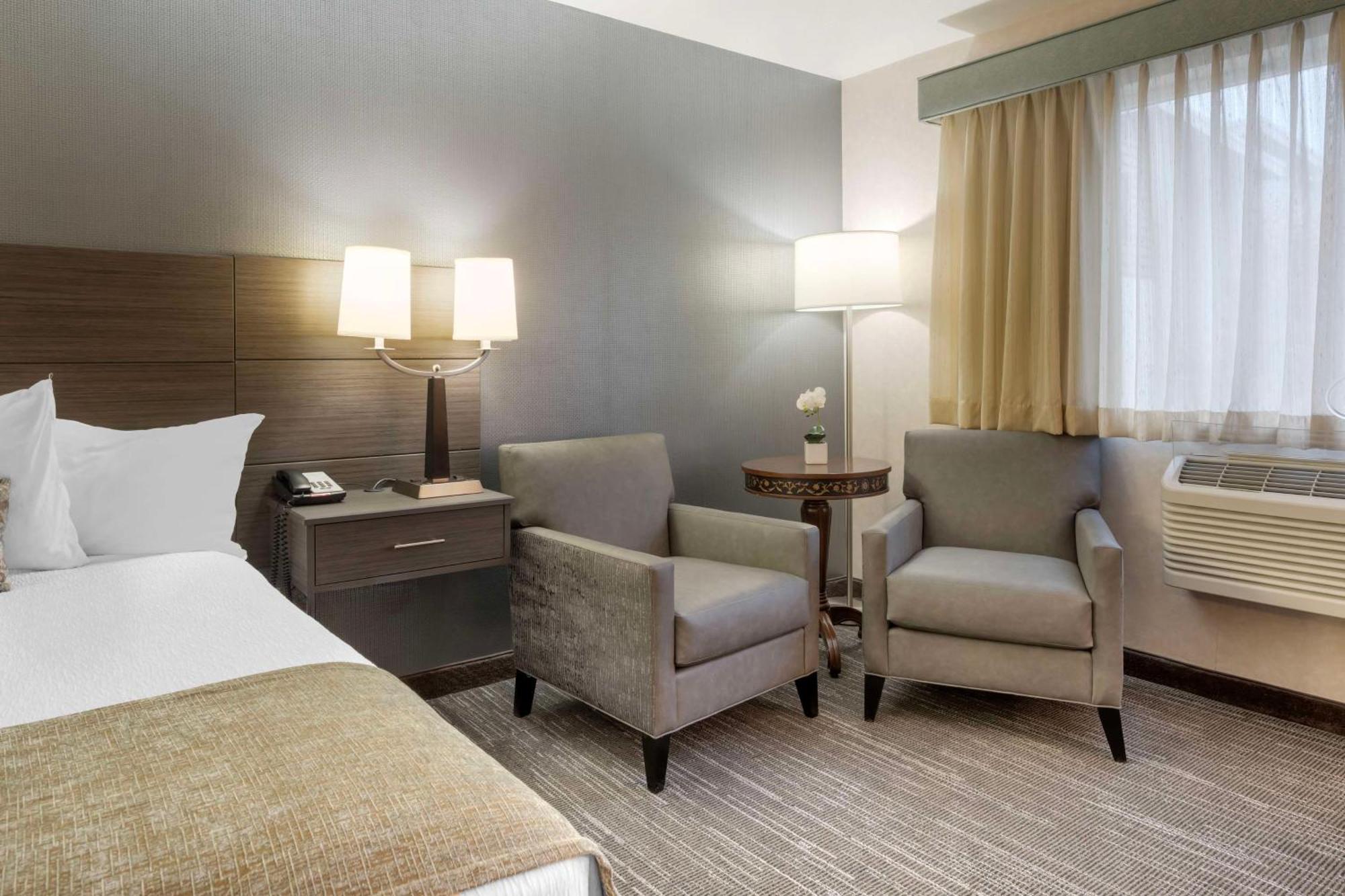 Hotel Western Center