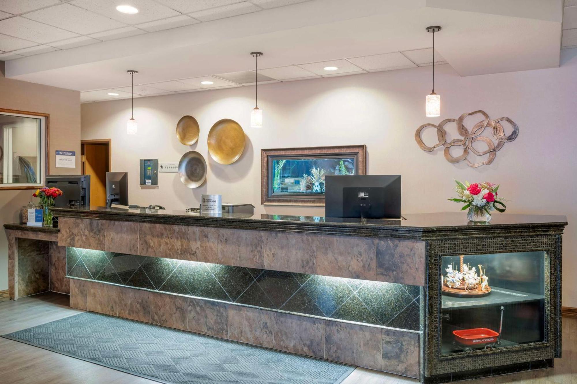 Western Center Hotel 3*