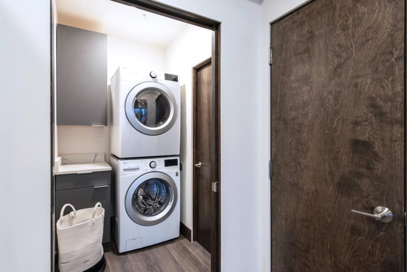 Apartment Historic Downtown Loft With King Bed And Wifi *