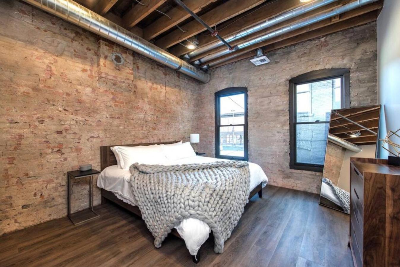 Historic Downtown Loft With King Bed And Wifi * Spokane