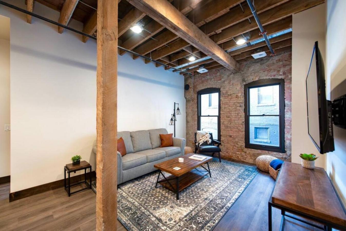 Historic Downtown Loft With King Bed And Wifi Spokane