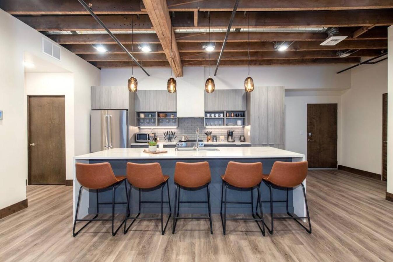 Historic Downtown Loft With King Bed And Wifi Apartment *