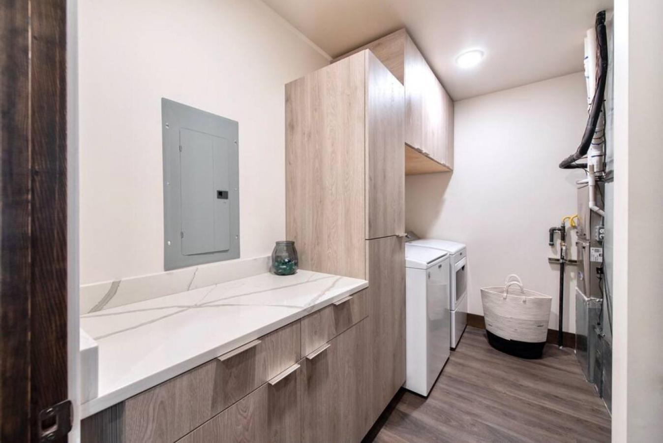 Urban Modern Living Perfect For Long Term Apartment