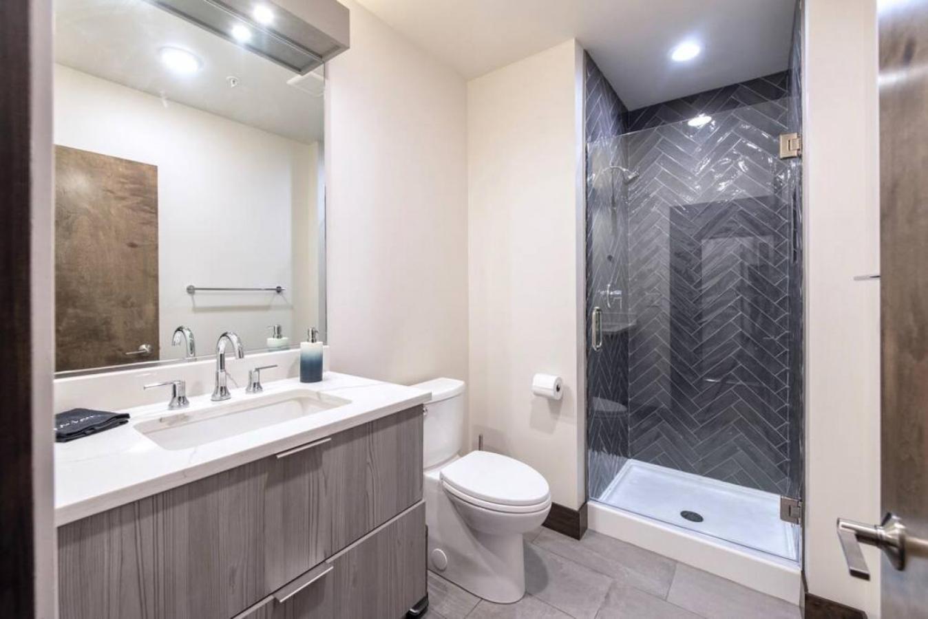 Apartment Urban Modern Living Perfect For Long Term *