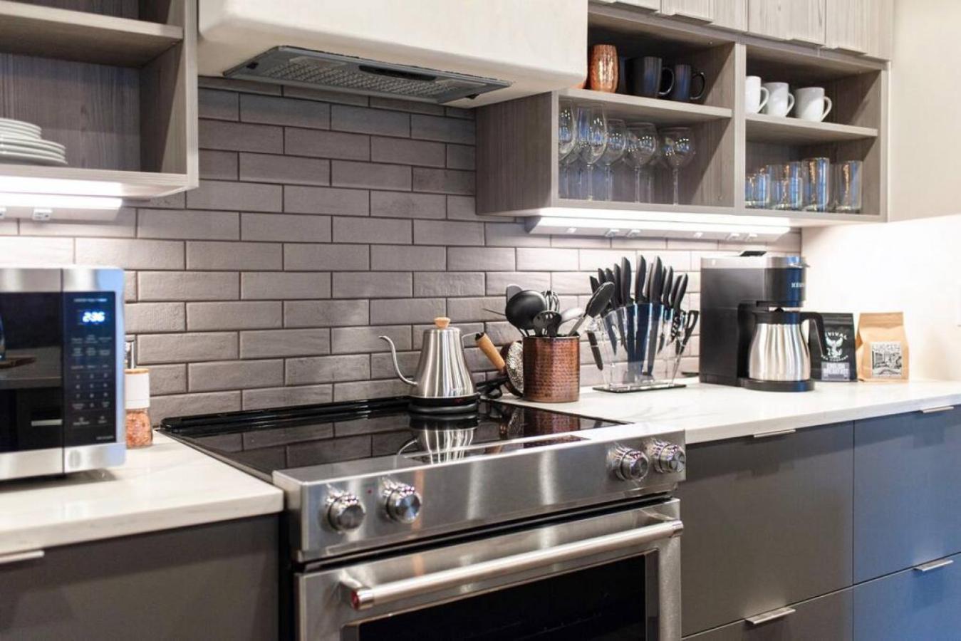 Apartment Urban Modern Living Perfect For Long Term Spokane