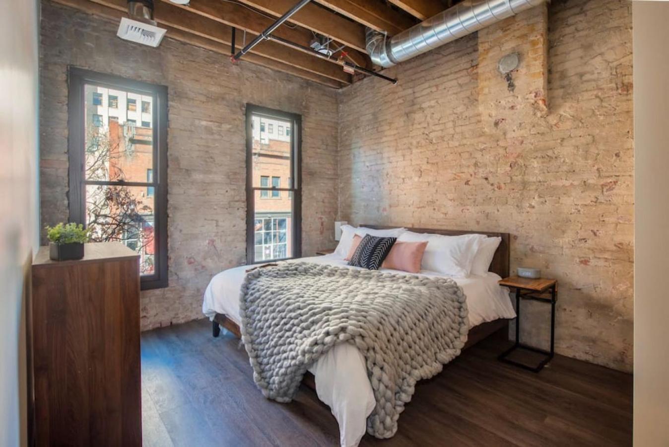 Urban Modern Living Perfect For Long Term Apartment