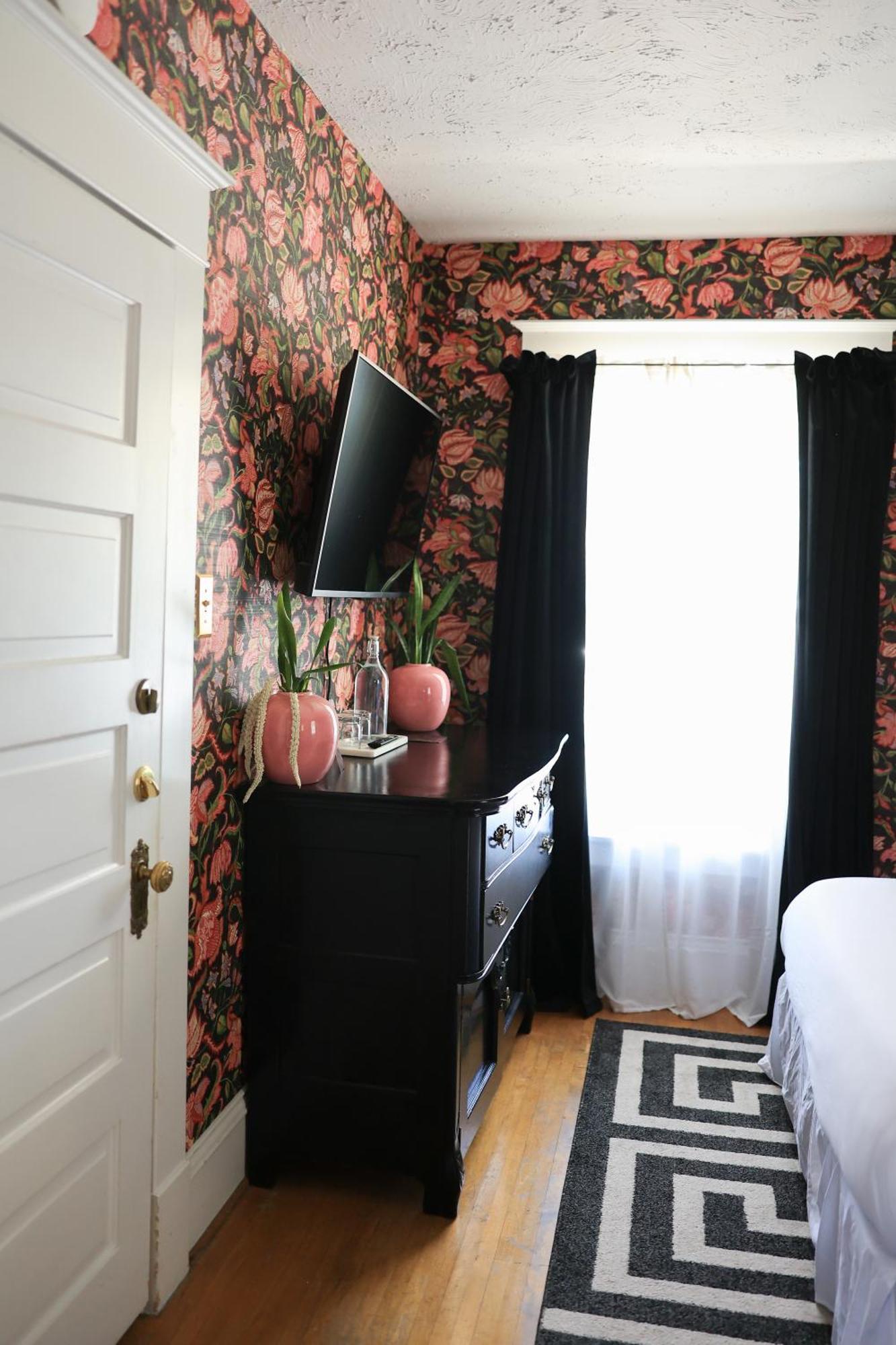 Marianna Stoltz House Bed & Breakfast