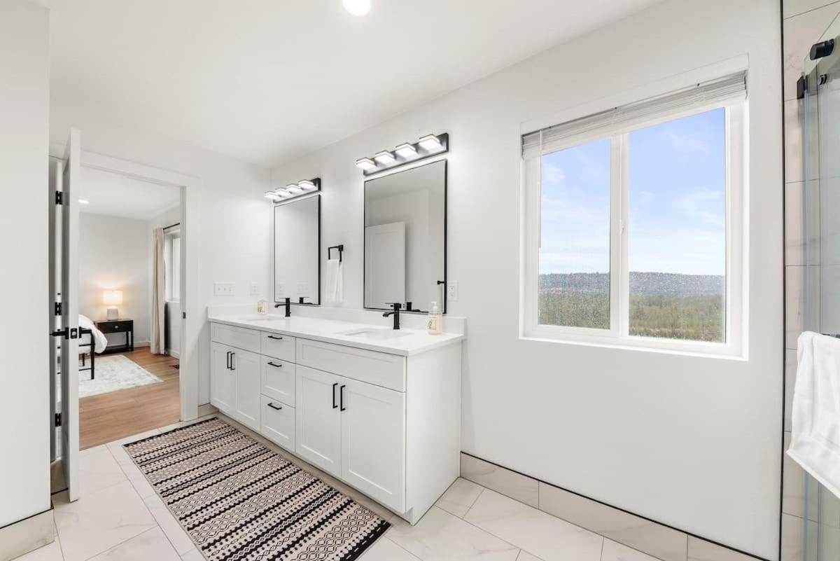 River Ridge Villa- New Build Holiday home Spokane