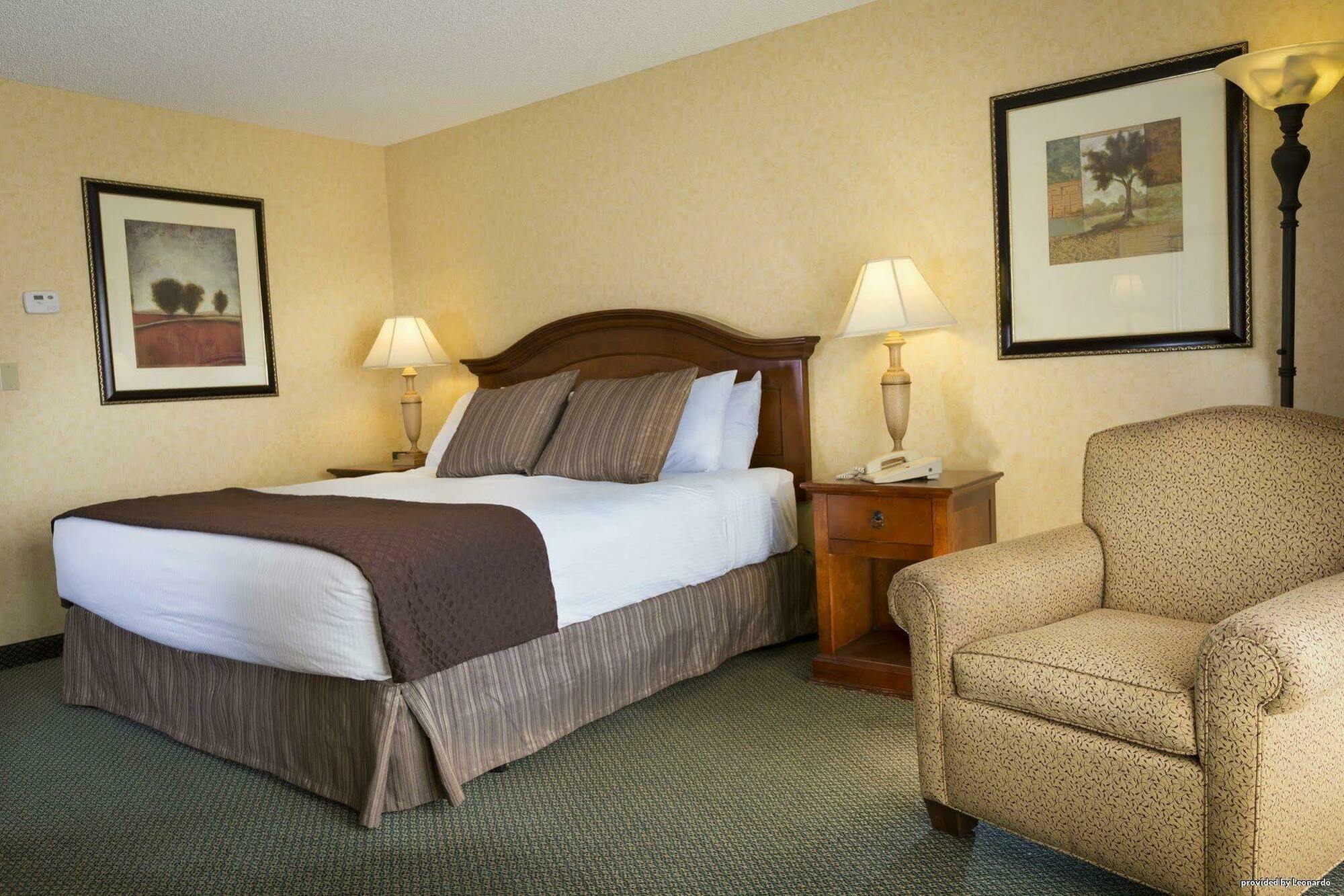 Centennial 3* Spokane
